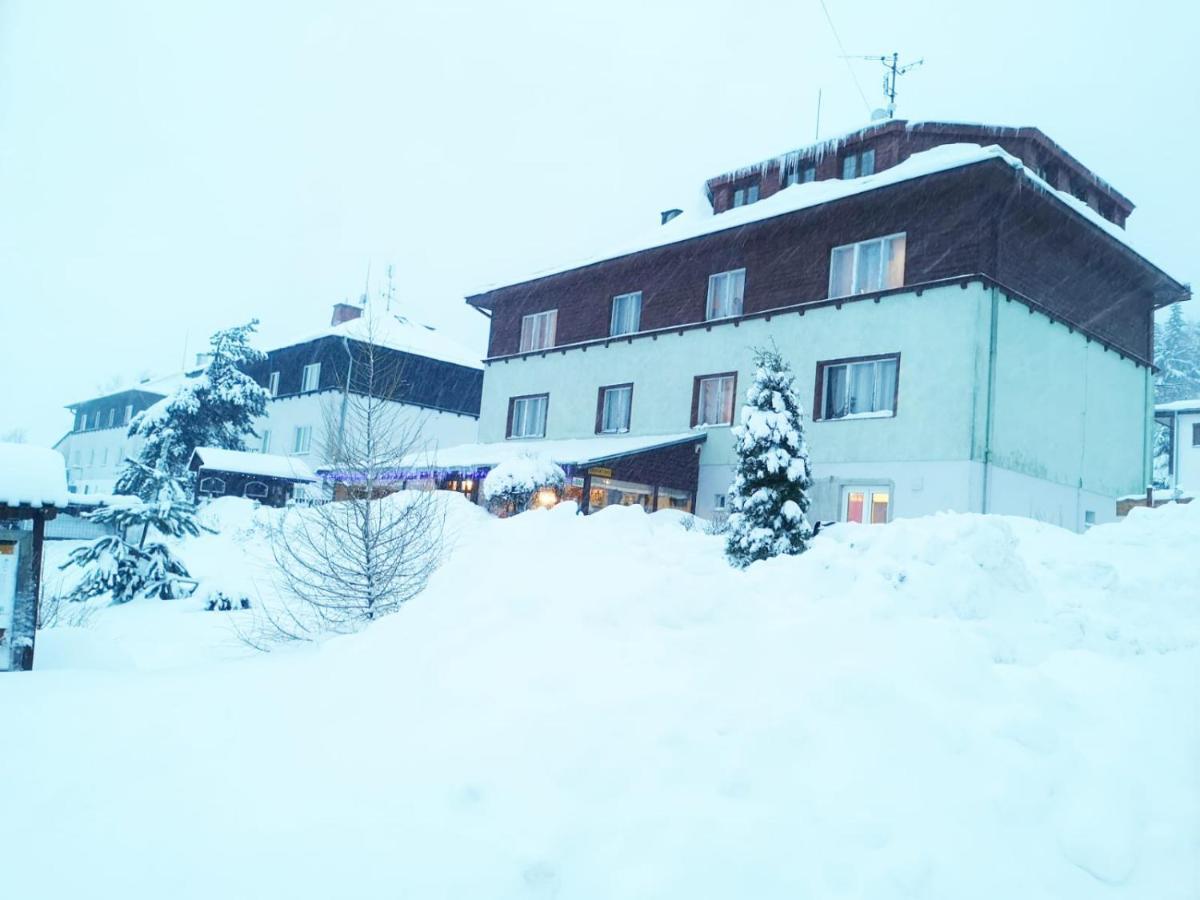 Bergzentrum Pam Jáchymov Zewnętrze zdjęcie