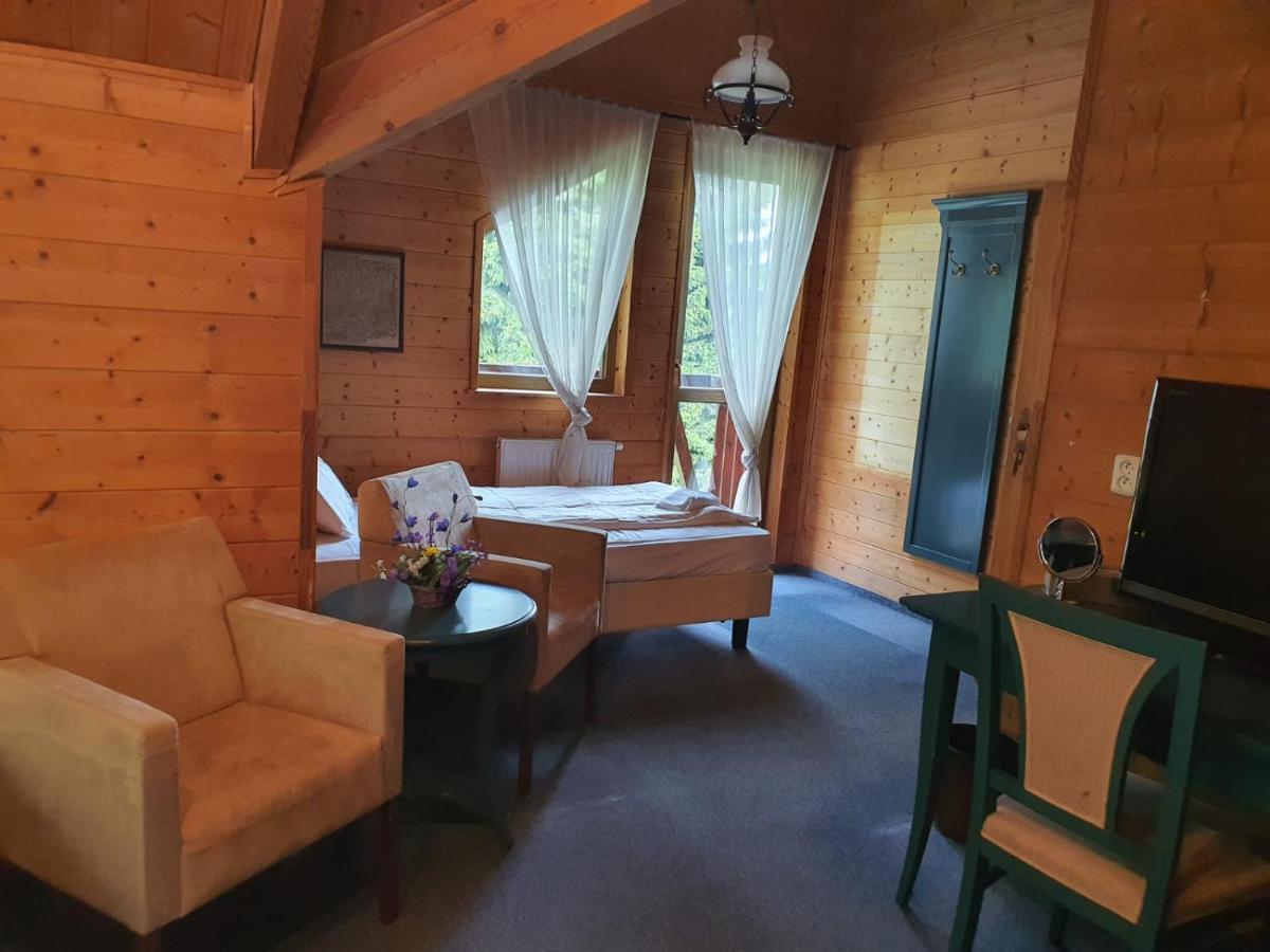Bergzentrum Pam Jáchymov Zewnętrze zdjęcie